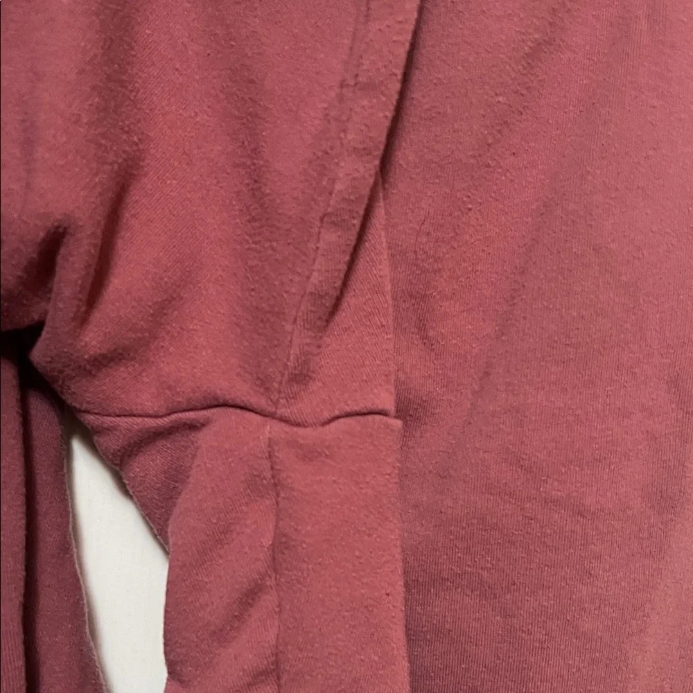 PINK vs Mauve sweatsuit - Picture 10 of 13